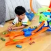 Hot Wheels Stunt Tracks: Set sa stazom za sudare u zraku s automobilčićem – Mattel