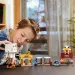LEGO® Minecraft: Napad duhova zračnog broda i sela (21273)